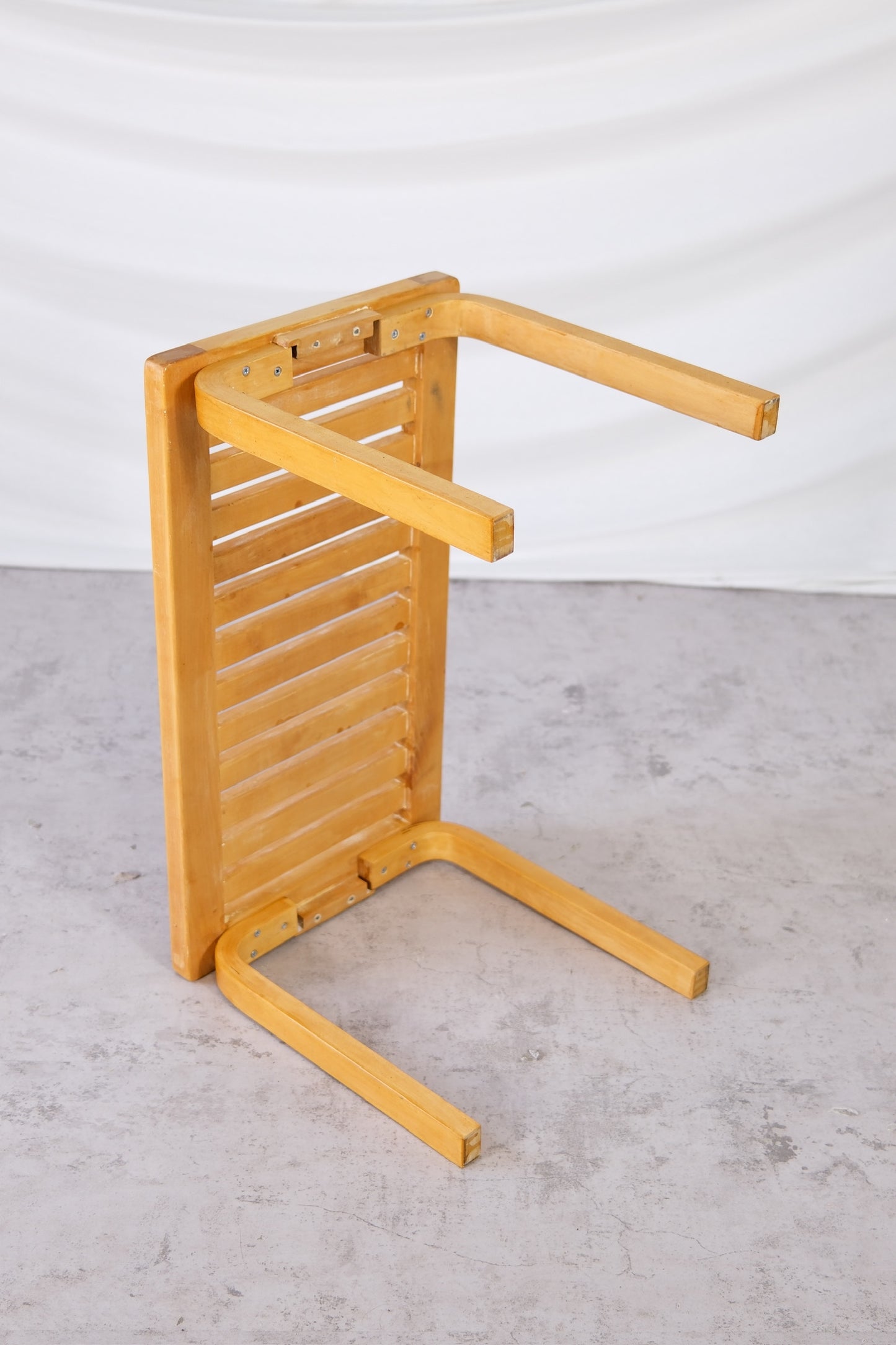 Artek 153B -penkki