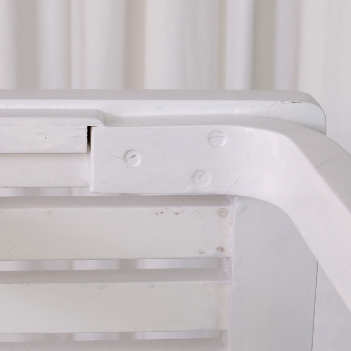 Artek 153A Bench in White