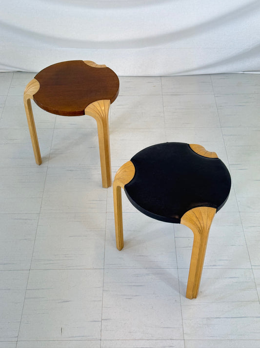 Artek Fan Leg -jakkarat, pari