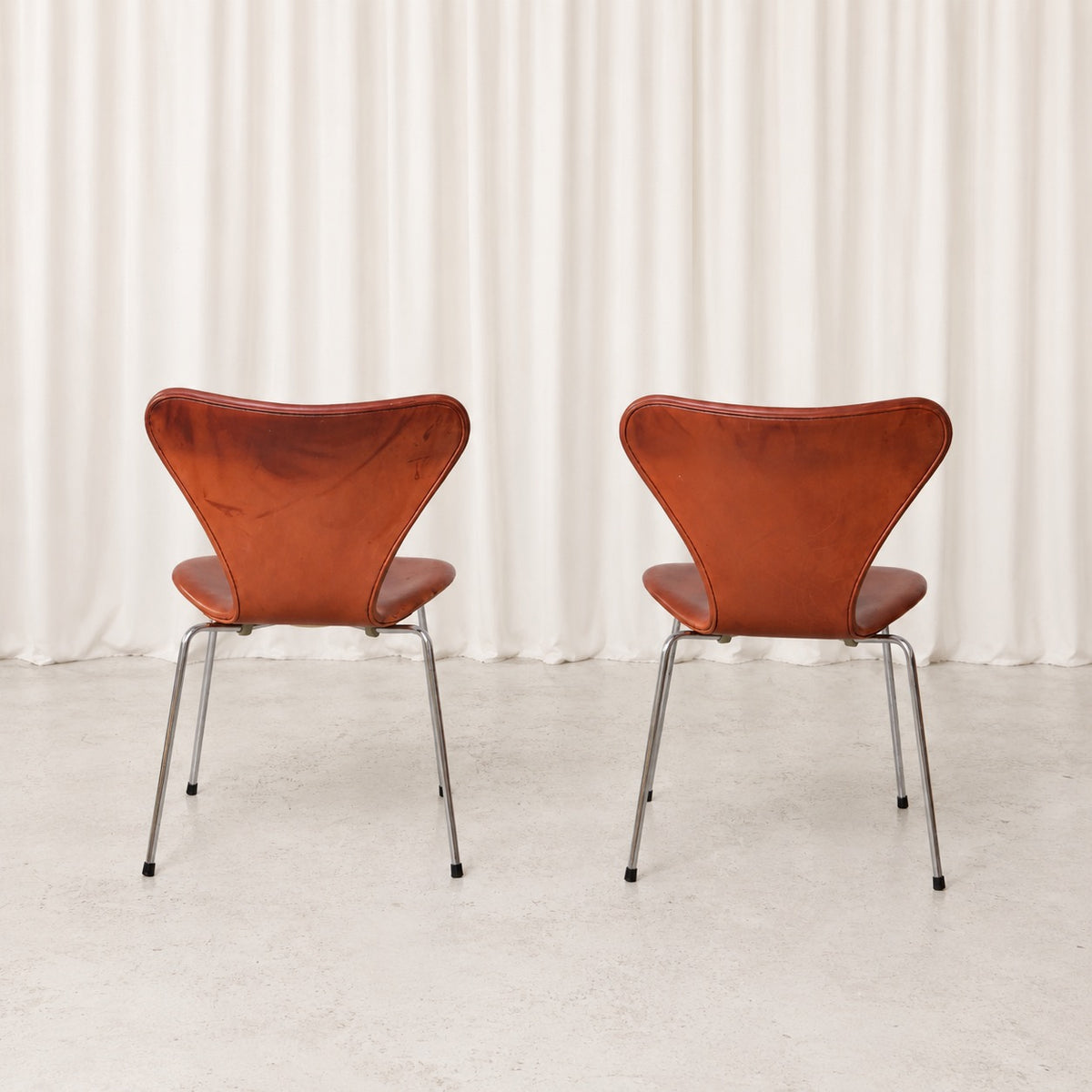 Fritz Hansen Series 7 Chair in Cognac Leather