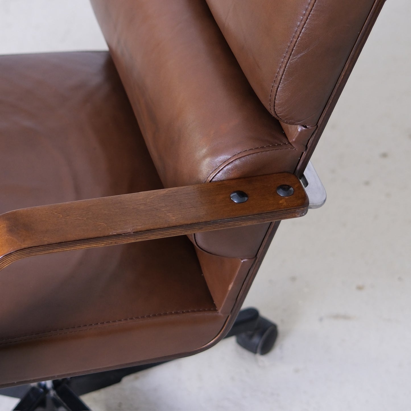 Yrjö Kukkapuro Plaano Office Chair in Brown Leather