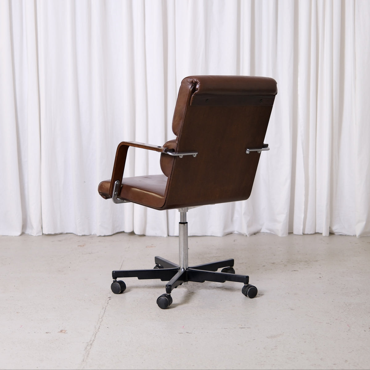 Yrjö Kukkapuro Plaano Office Chair in Brown Leather