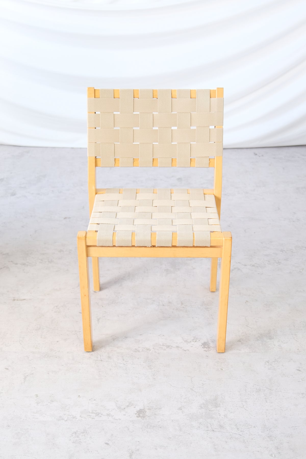 Alvar Aalto Artek 611 -tuolit