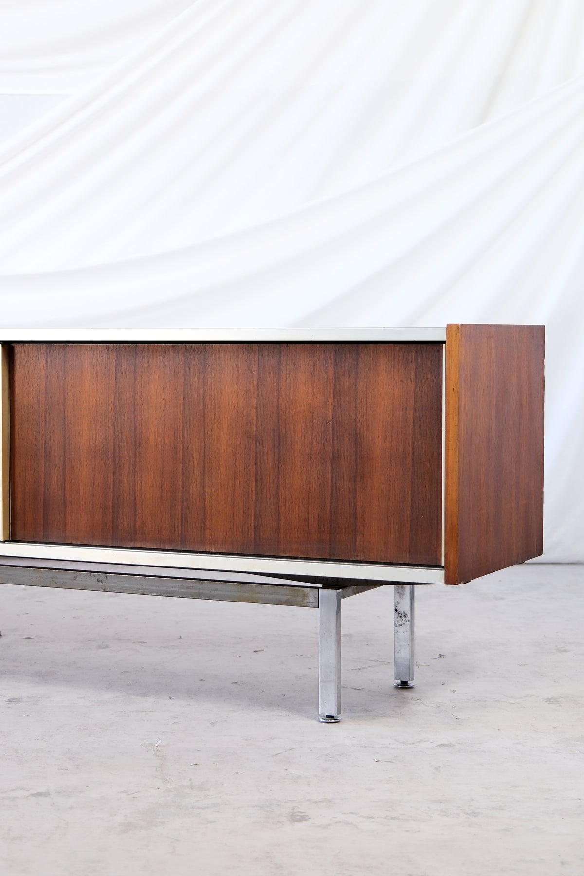 Sideboard av Georges Frydman för EFA, 1960-tal