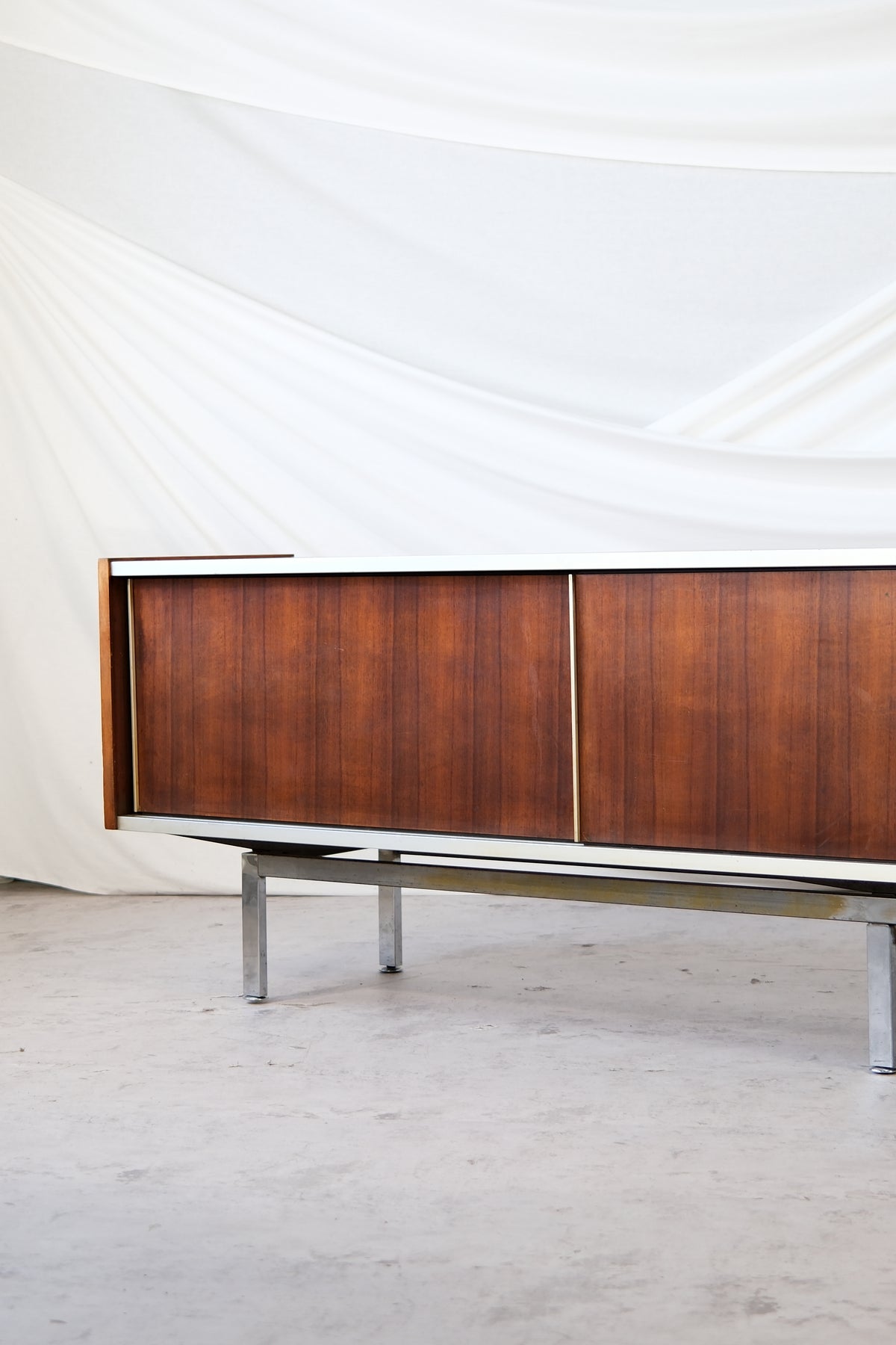 Sideboard av Georges Frydman för EFA, 1960-tal