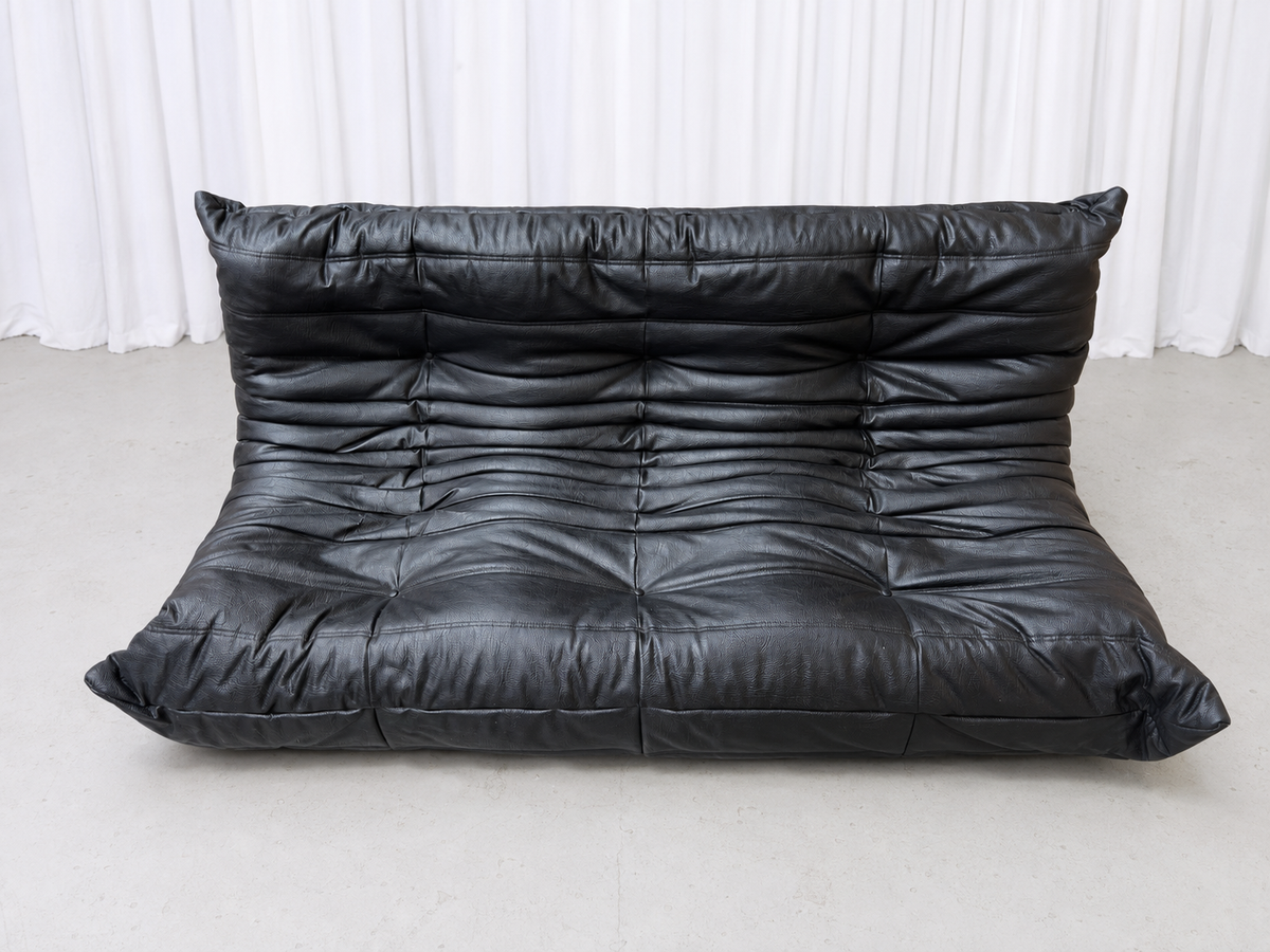 Ligne Roset Togo -sohvaryhmä, musta nahka