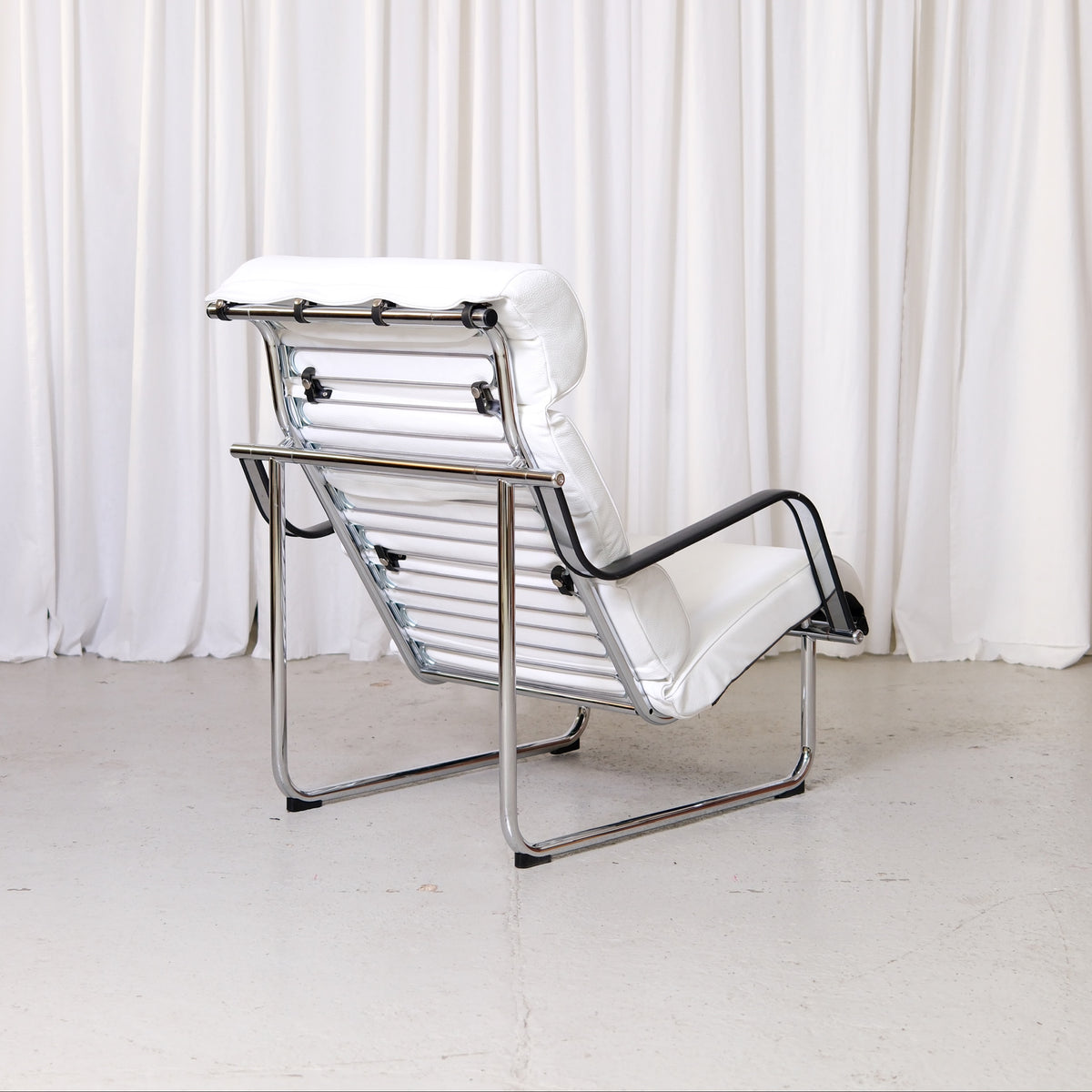 Yrjö Kukkapuro Remmi Lounge Chair and Ottoman in White Leather