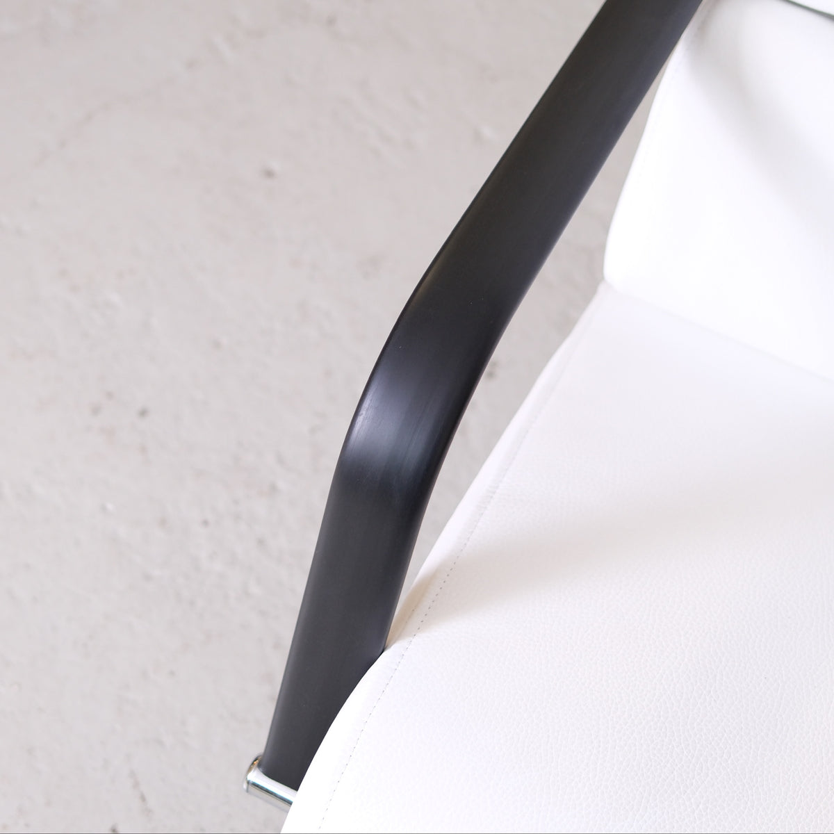 Yrjö Kukkapuro Remmi Lounge Chair and Ottoman in White Leather