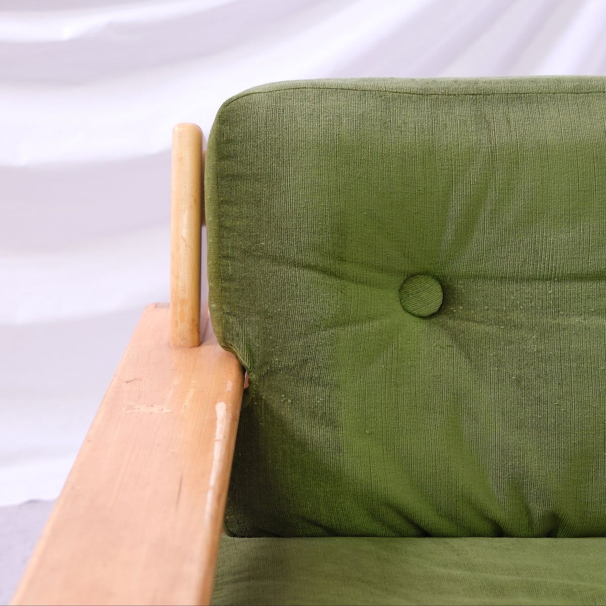 Esko Pajamies Bonanza Armchair – Green Velvet, Asko
