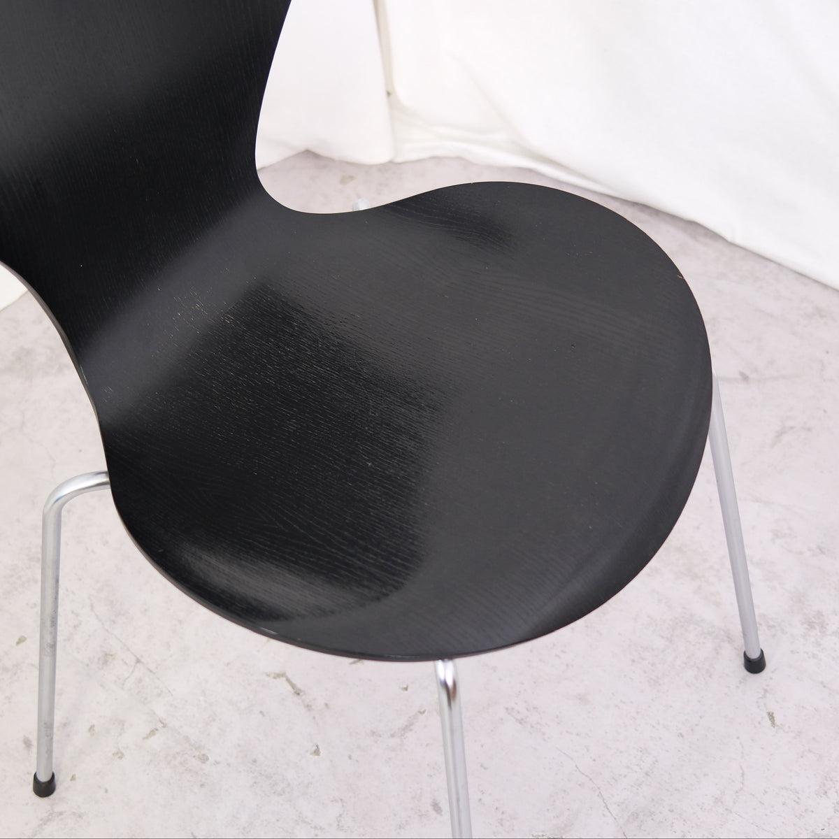 Fritz Hansen sarja 7 tuoli, musta – Arne Jacobsen, 2006