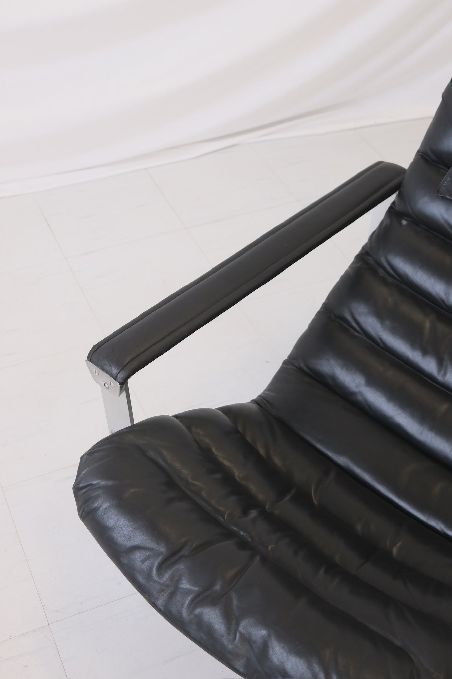 Asko Pulkka Armchair by Ilmari Lappalainen
