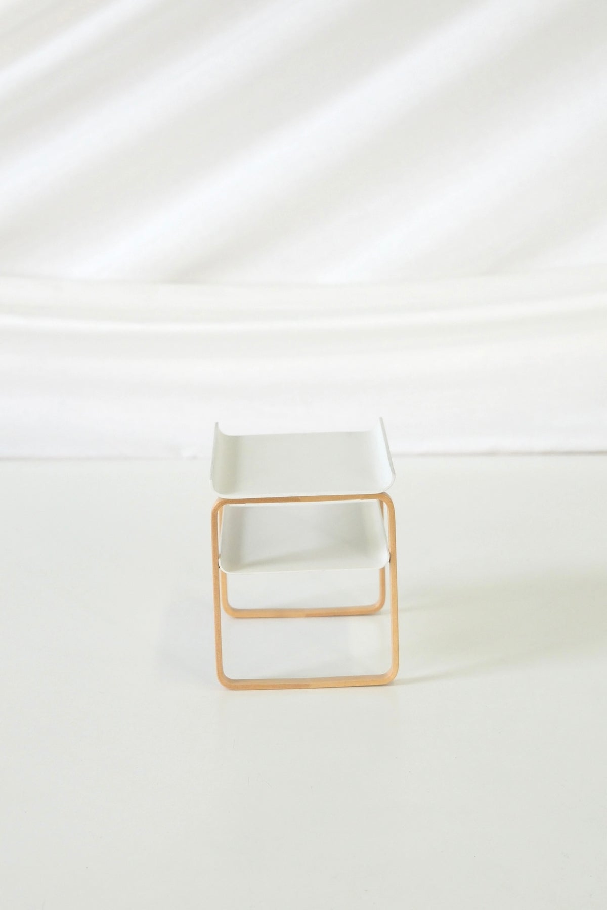 Artek – Alvar Aalto 100-vuotisjuhlaminiatyyri, Paimio-pöytä (1:5)