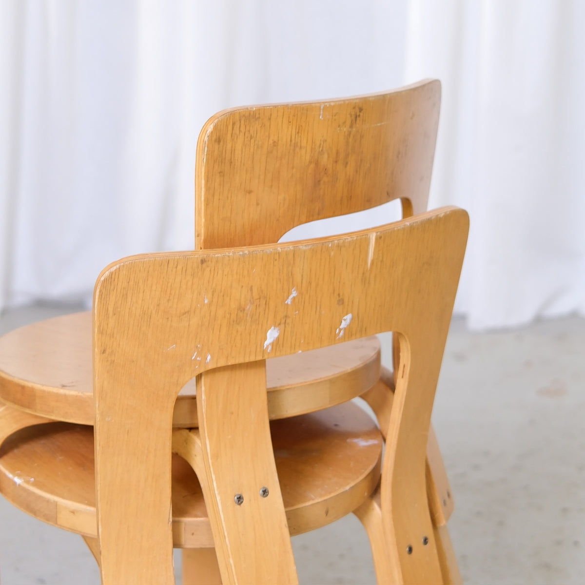 Alvar Aalto N65 -koivutuoli, valmistaja Artek