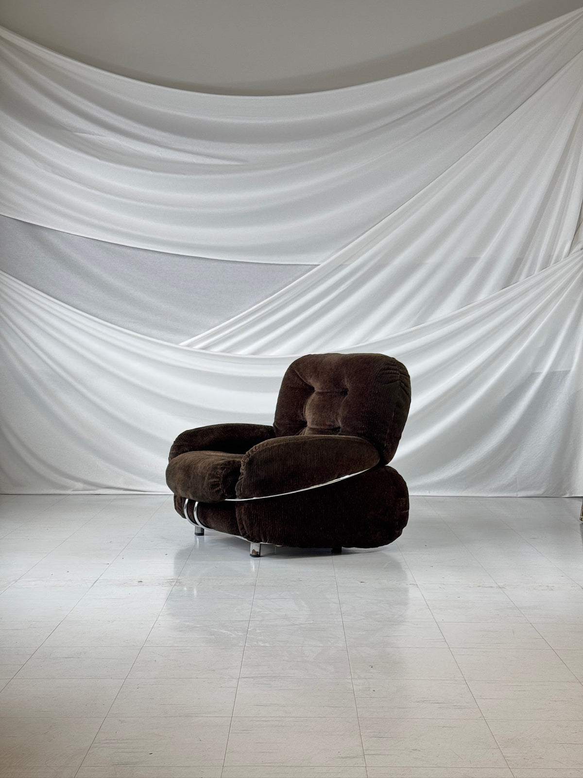 Okay lounge chair by Adriano Piazzesi