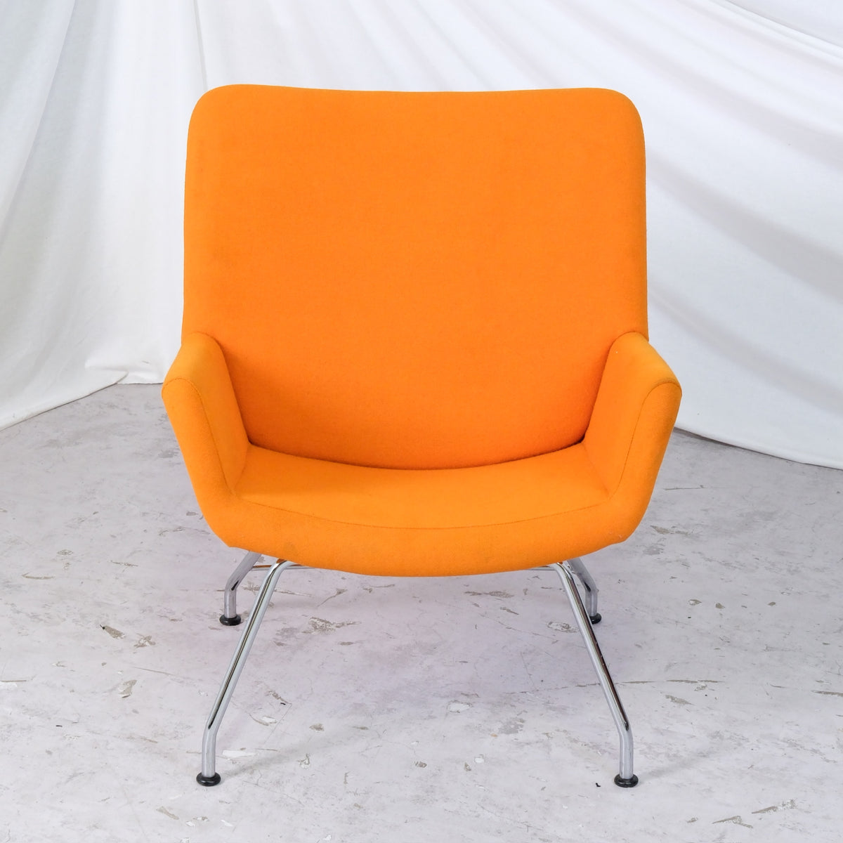 Yrjö Kukkapuro Moderno L-23 -tuoli, oranssi, valmistaja Lepo Product Oy