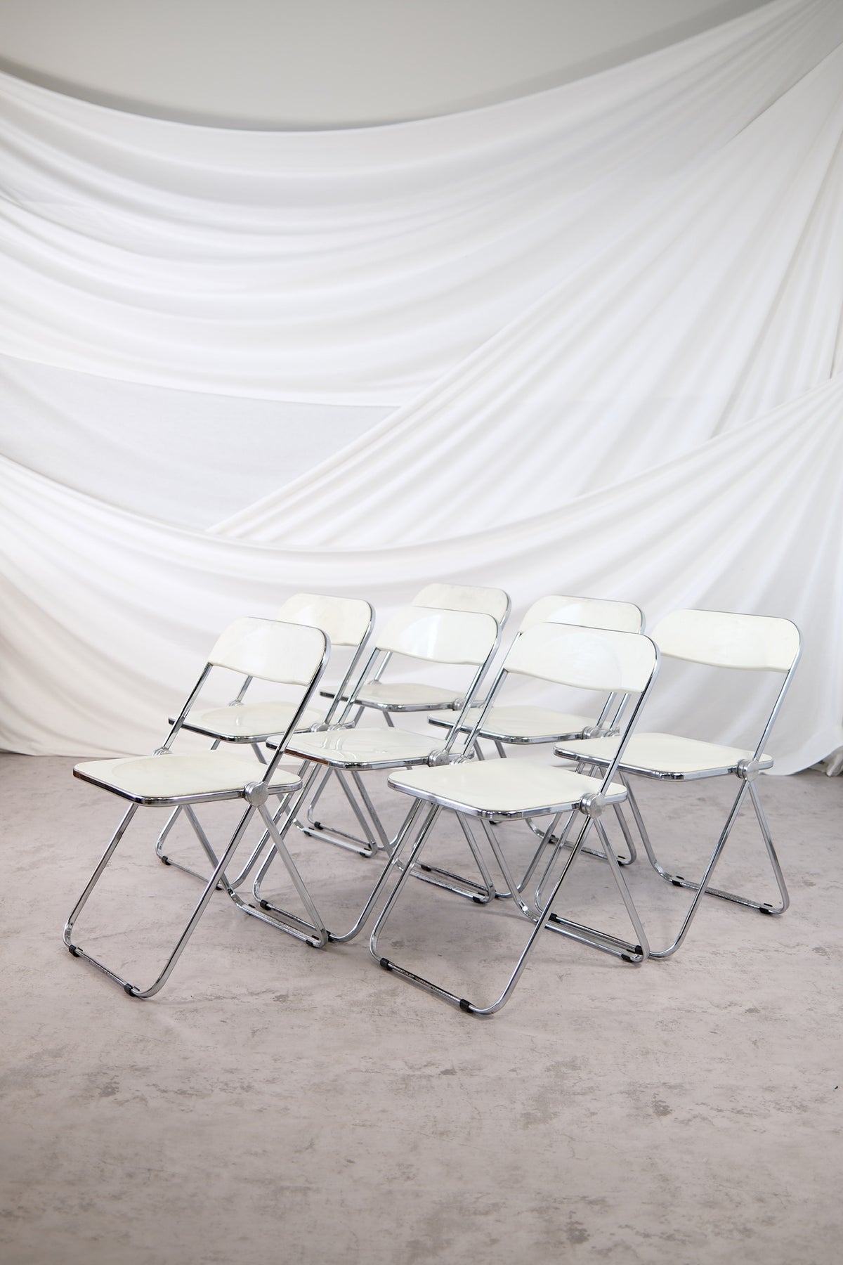 Ikoniset Plia-taittotuolit – Giancarlo Piretti, valmistaja Anonima Castelli, 1970-luku