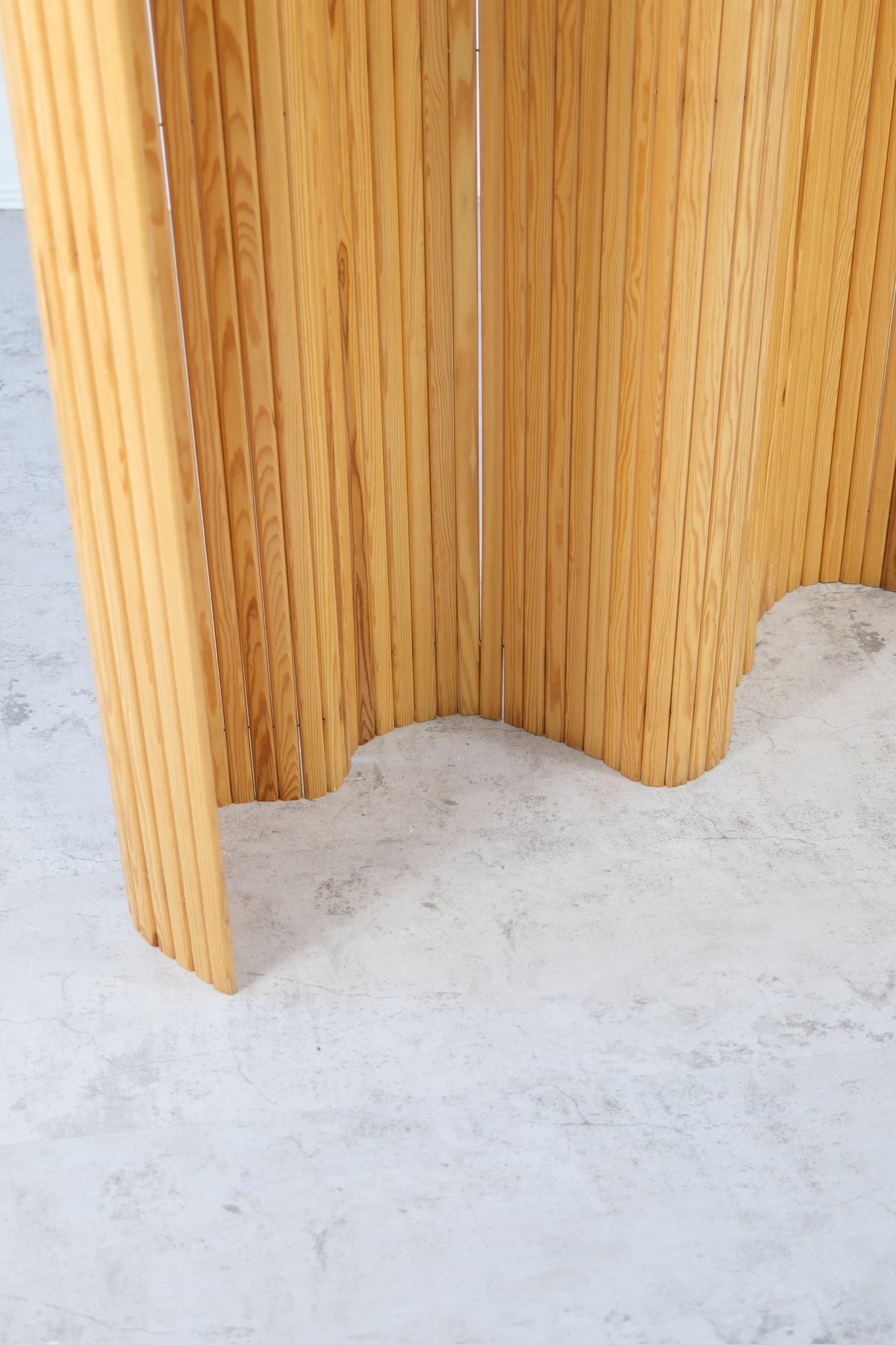 Artek Screen 100 -tilanjakaja – Alvar Aalto