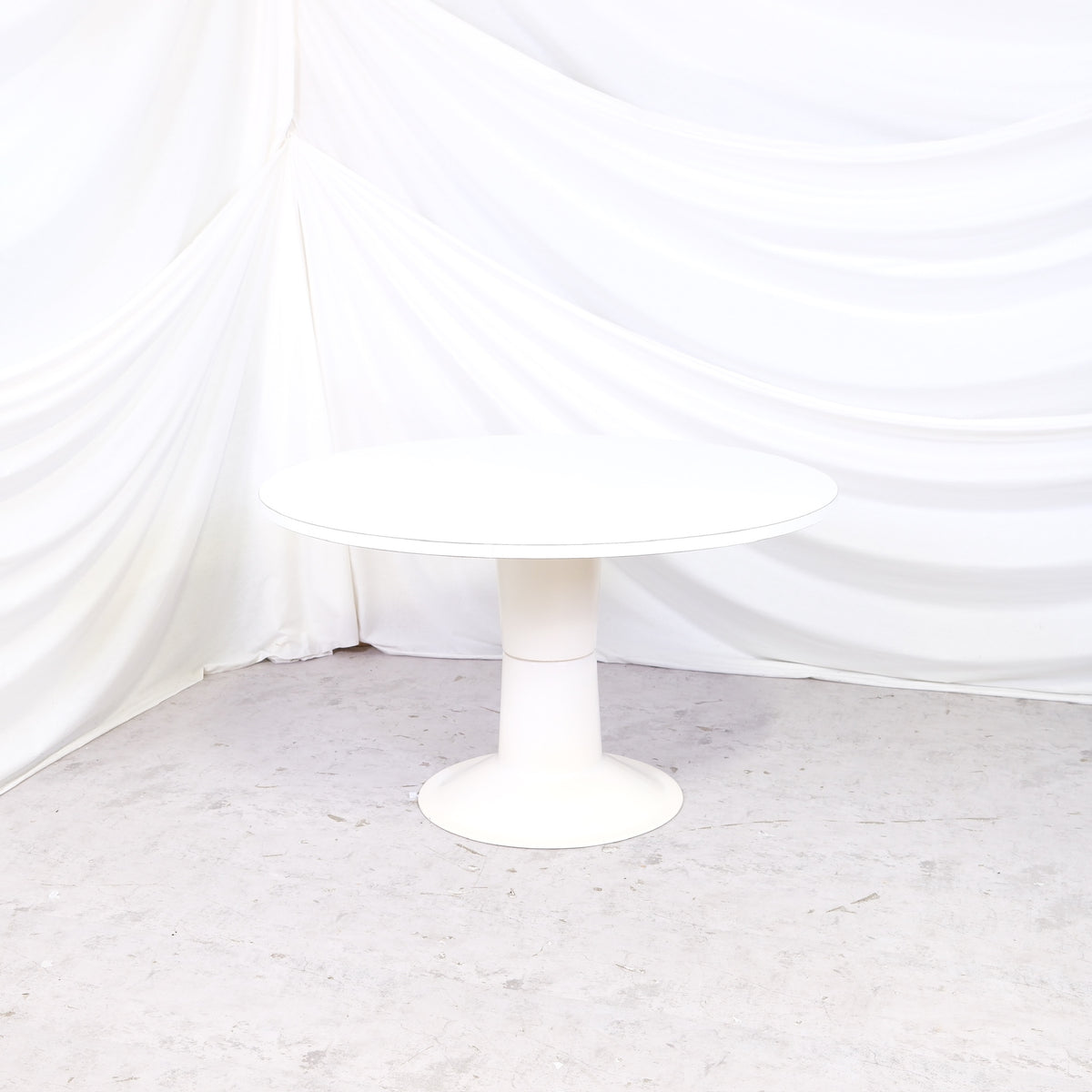 Yrjö Kukkapuro Saturnus Table for Haimi in White