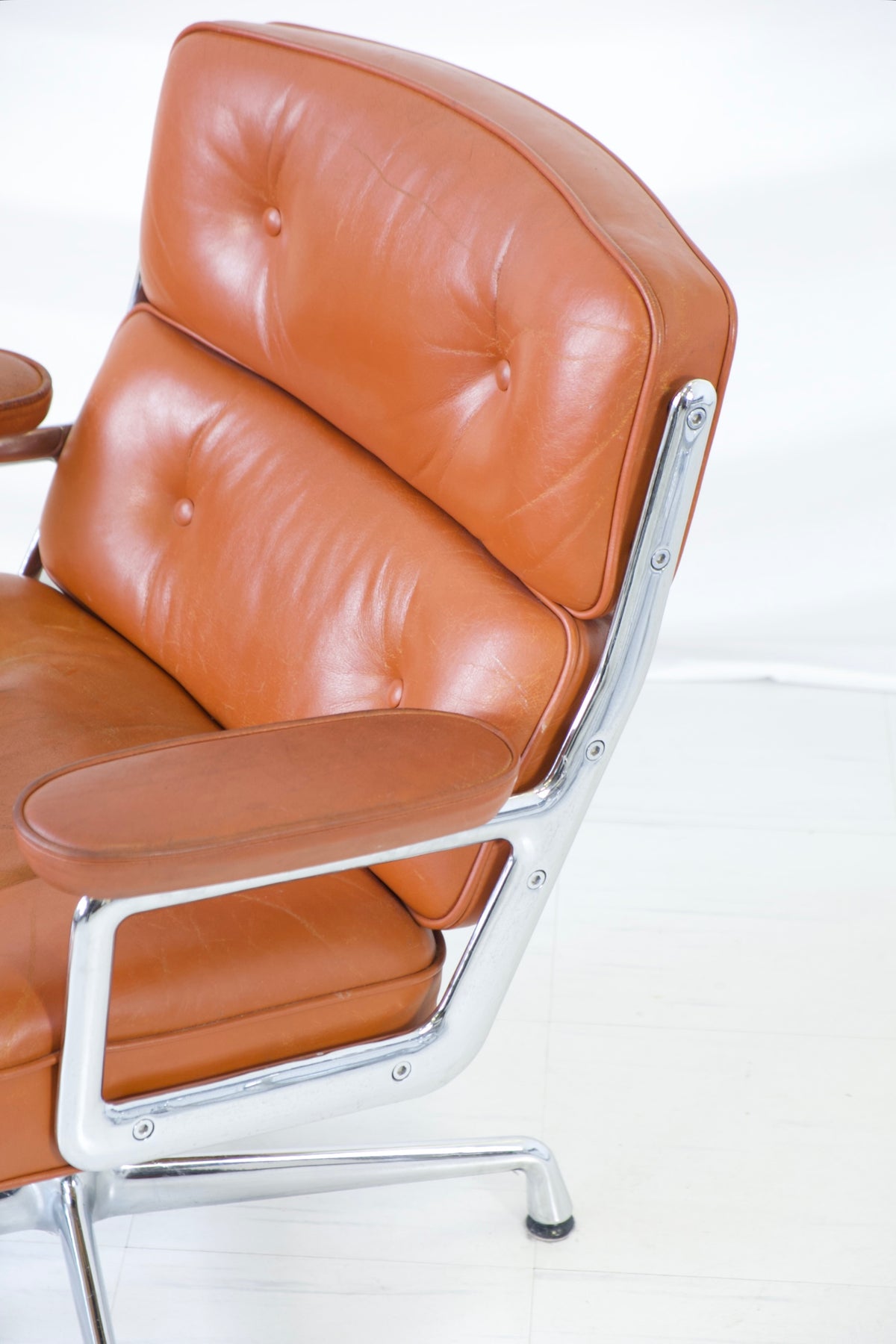Eames Lobby Chair