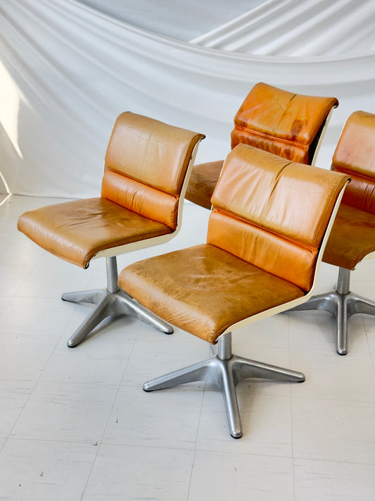 Yrjö Kukkapuro ABS 3427 -tuolit, 4 kpl