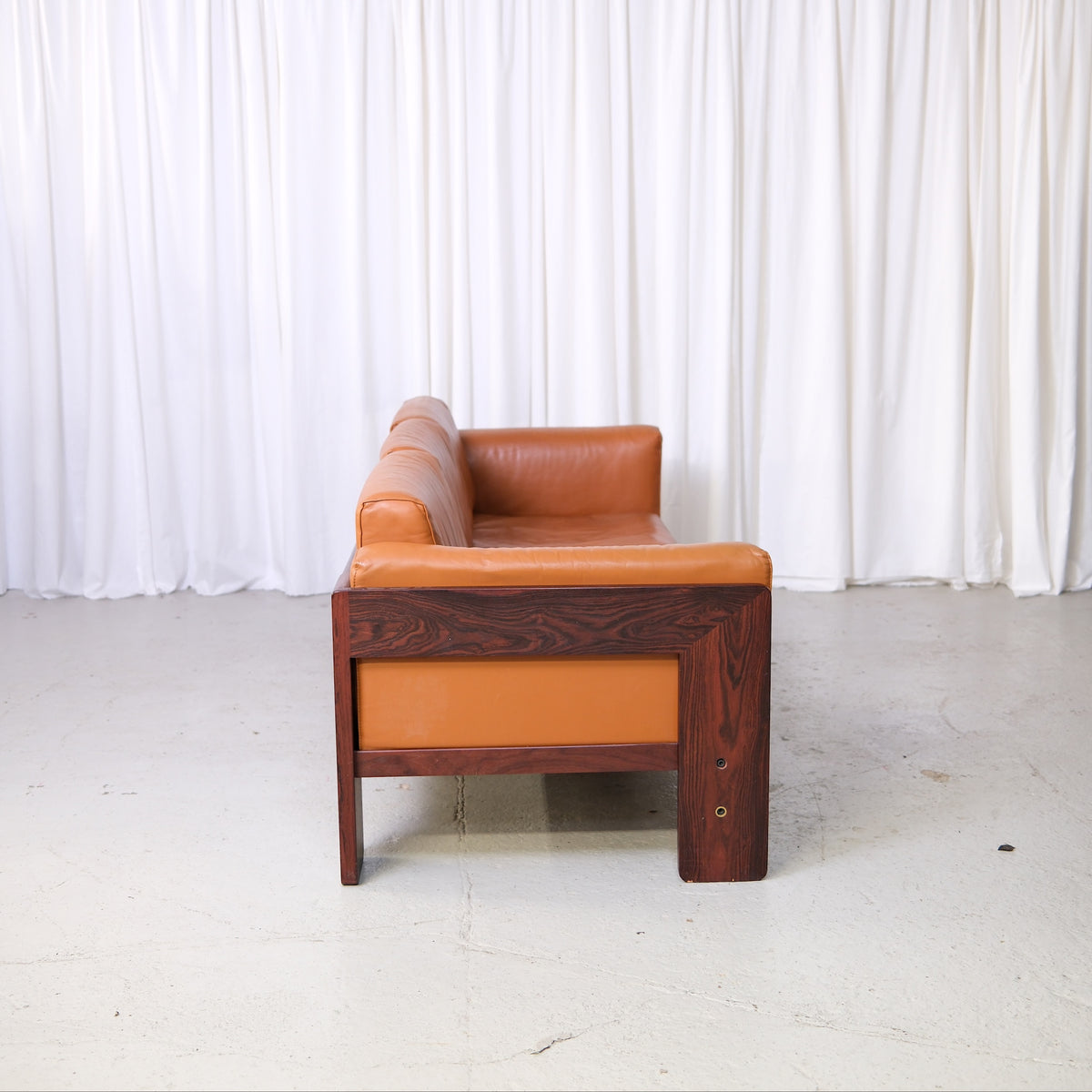 Tobia Scarpa Bastiano 3-Seater Sofa in Cognac Leather and Rosewood