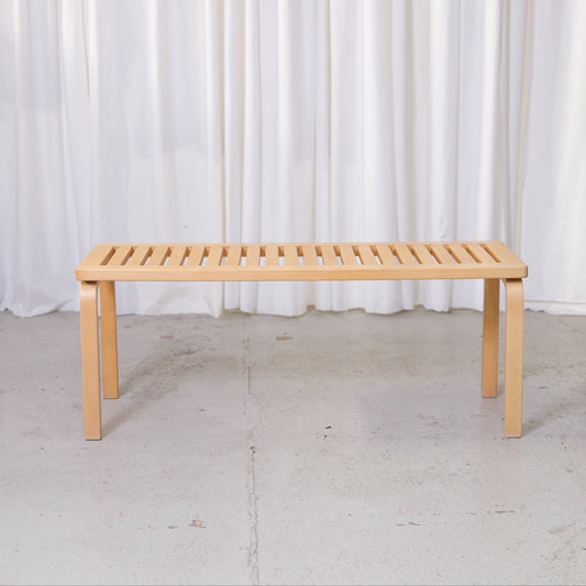 Artek 153A -koivupenkki