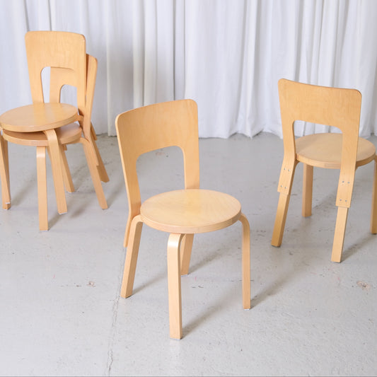 Artek tuoli 66, koivu – Alvar Aalto