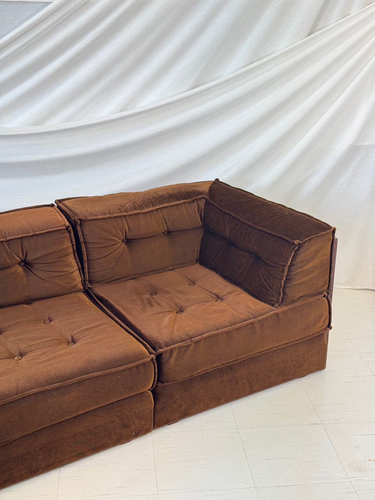 Vilka Modular Sofa with Wooden Frame and Velvet Upholstery