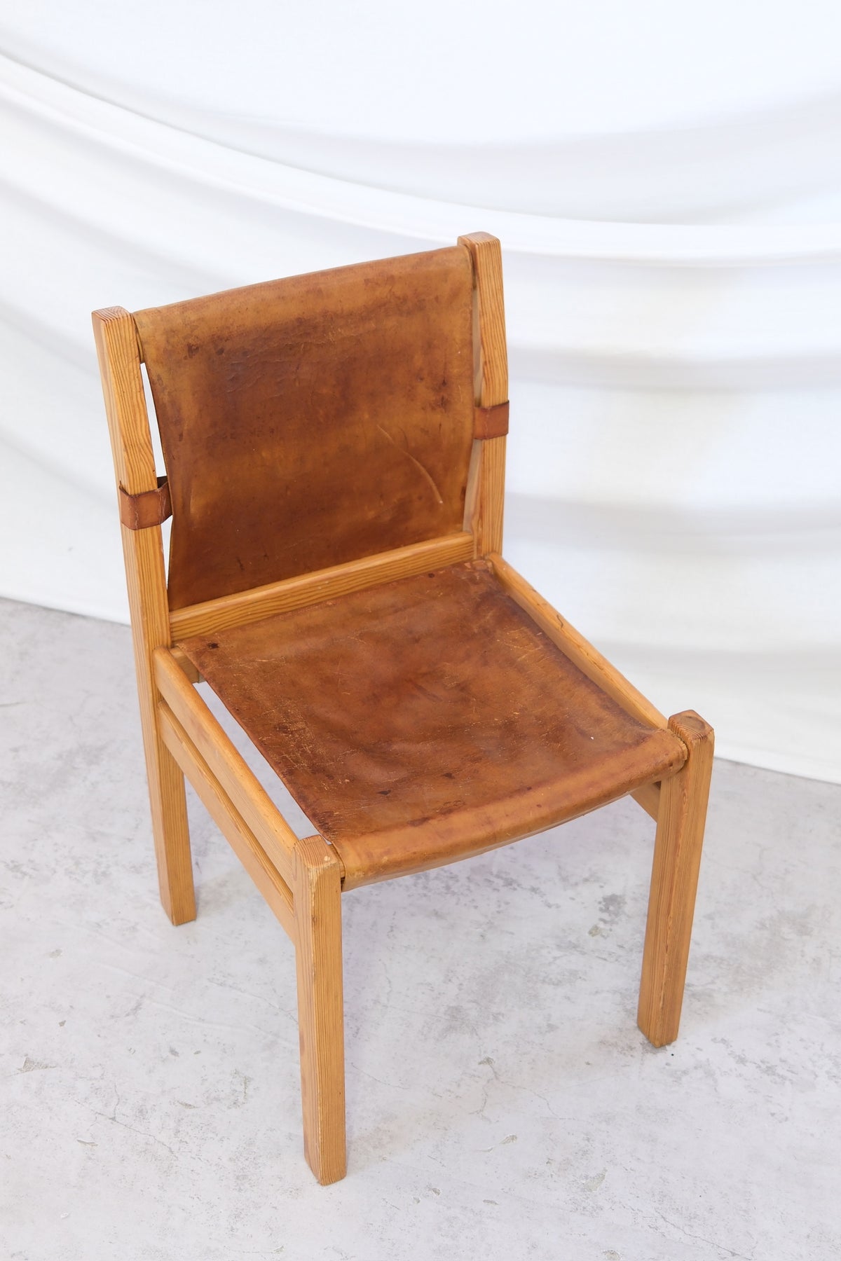 Artek Safari ruokapöydän tuolit – Pirkko Stenroos, 1950-luku, 3 kpl