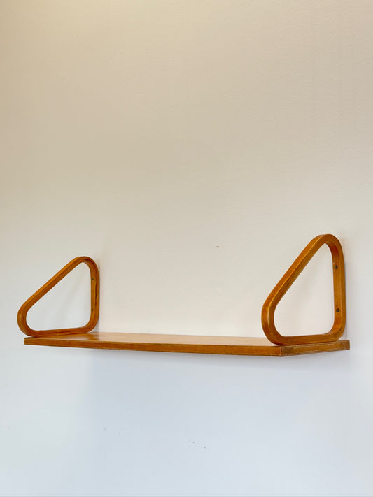 Alvar Aalto 112B -seinähylly