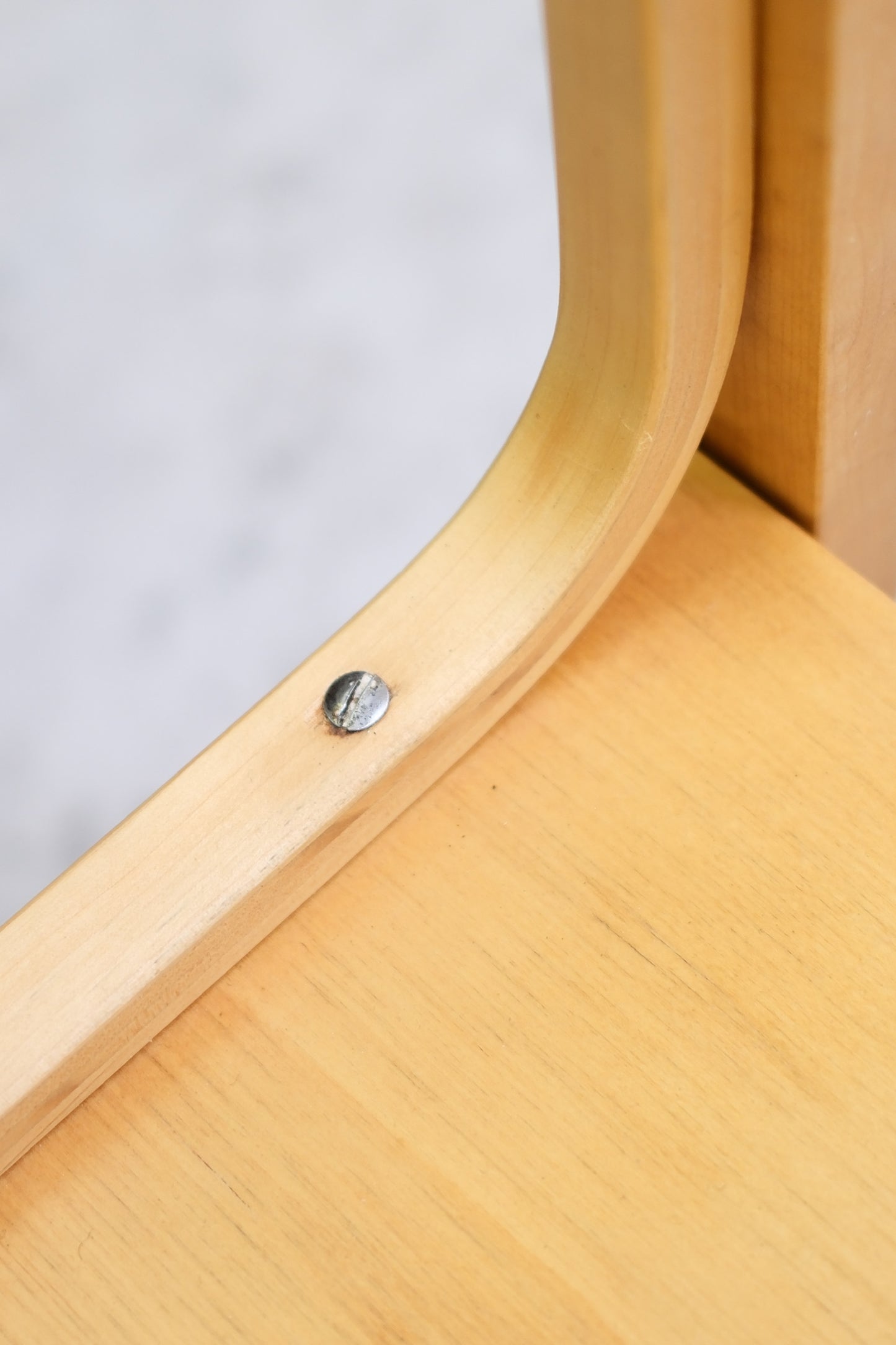 Alvar Aalto 112B -kaksiosainen seinähylly