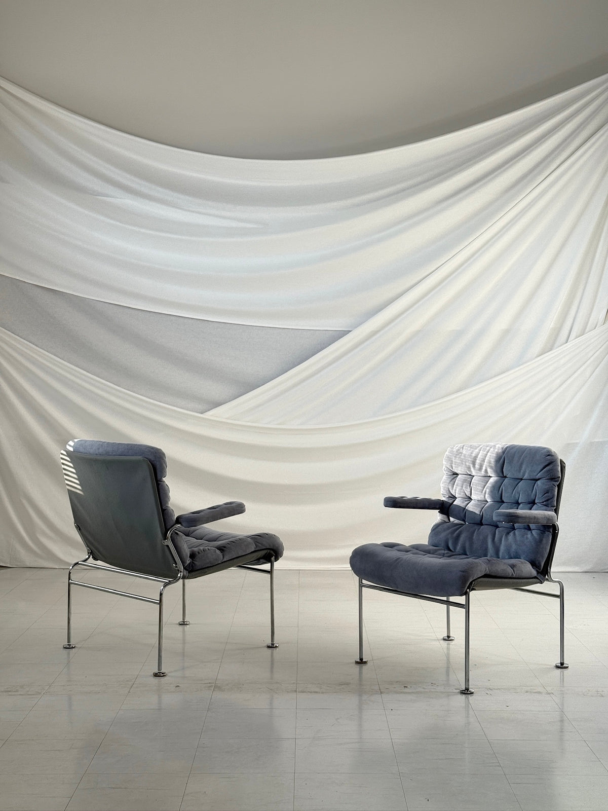 Birgitta-nojatuoli – Bruno Mathsson, valmistaja Dux