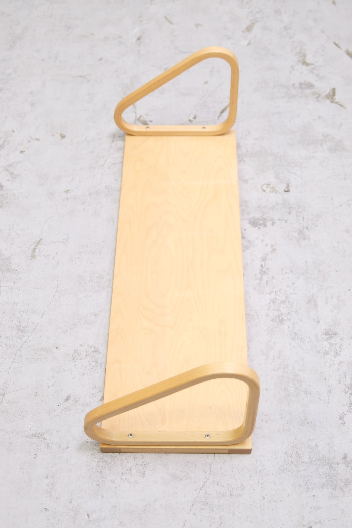 Alvar Aalto 112 -seinähylly, erikoisleveys 78 cm