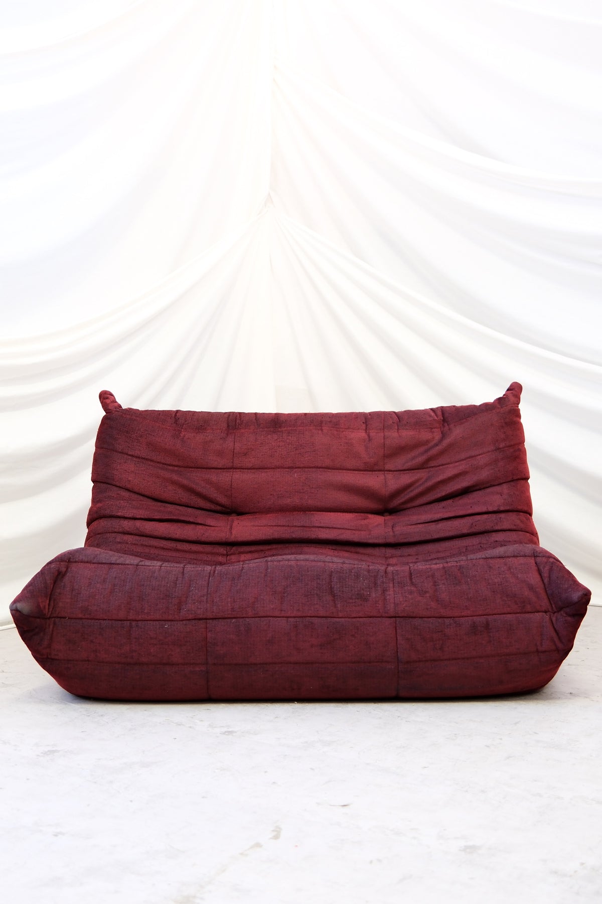 Ligne Roset Togo grupp – vinröd