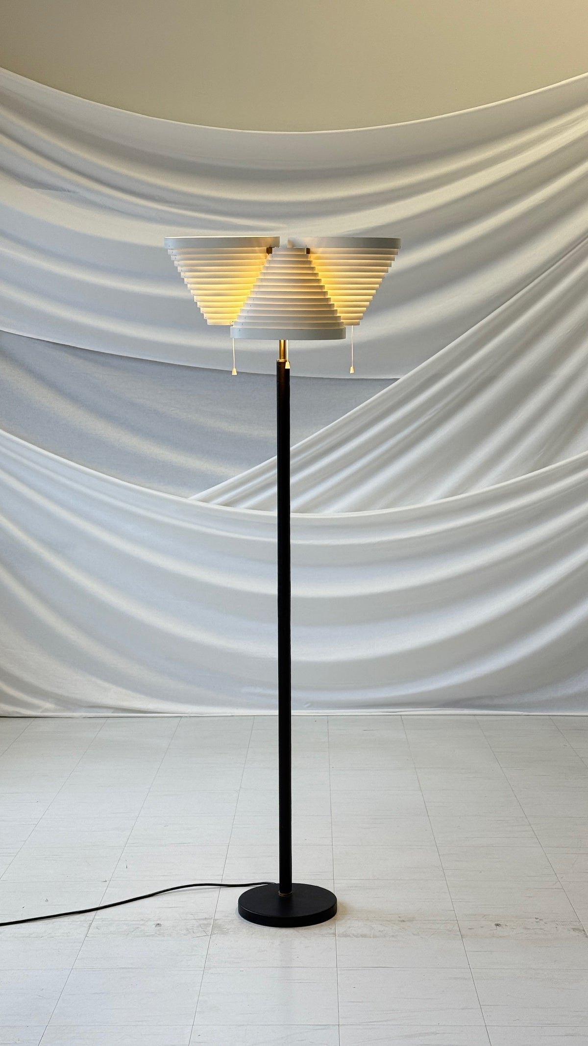 Artek A809 lattiavalaisin – Alvar Aalto