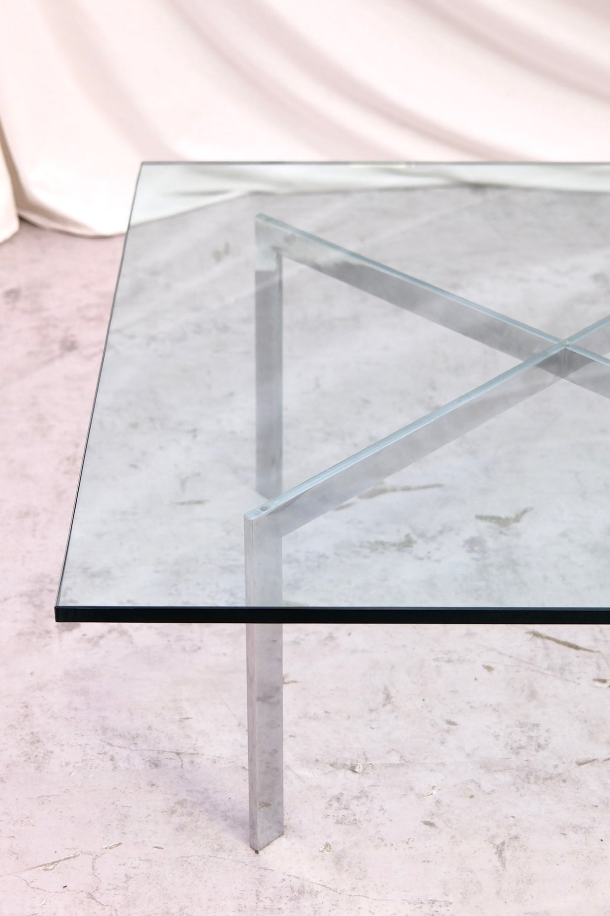 Ludwig Mies van der Rohe Barcelona soffbord