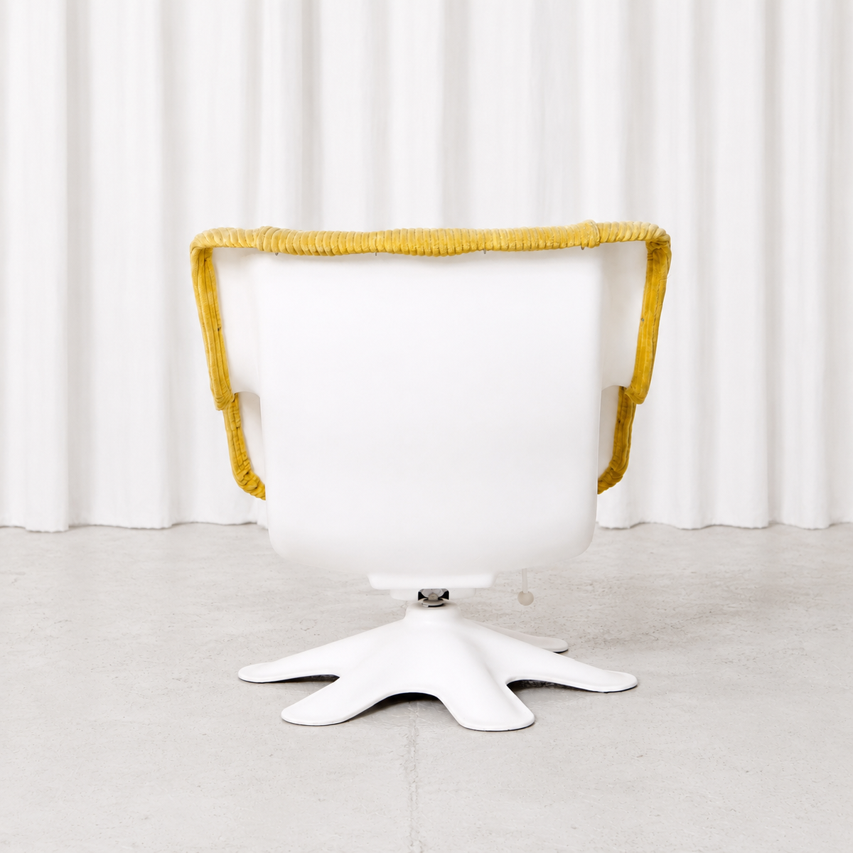 Yrjö Kukkapuro 418 Armchair in Yellow Corduroy