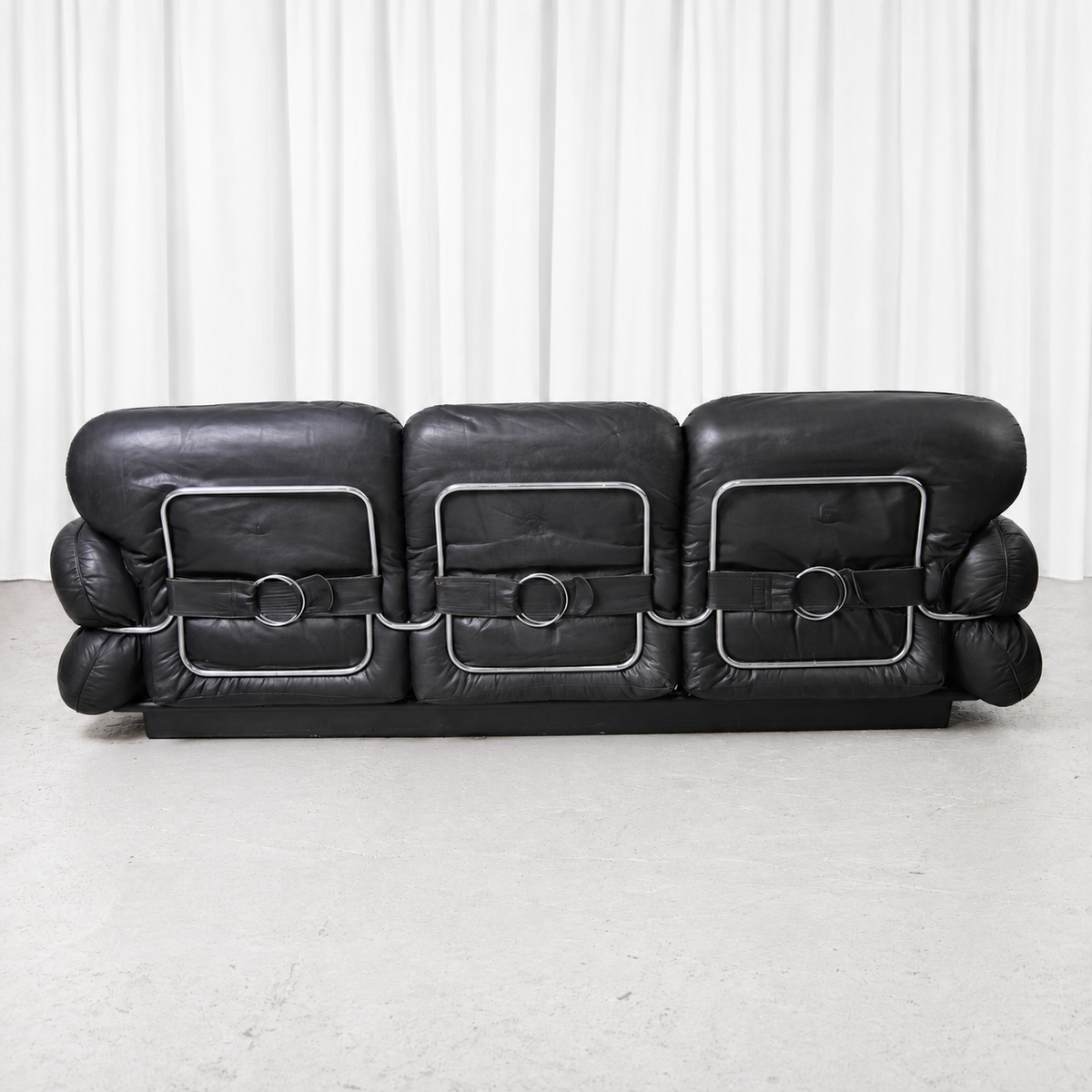 Isku Hannibal Sofa by Kurt Hvitsjö in Black Leather